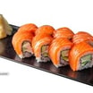 Crazy Salmon Roll (10 st)